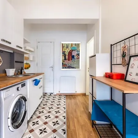 Apartmán Cihangir Charm:sunny 1br Retreat